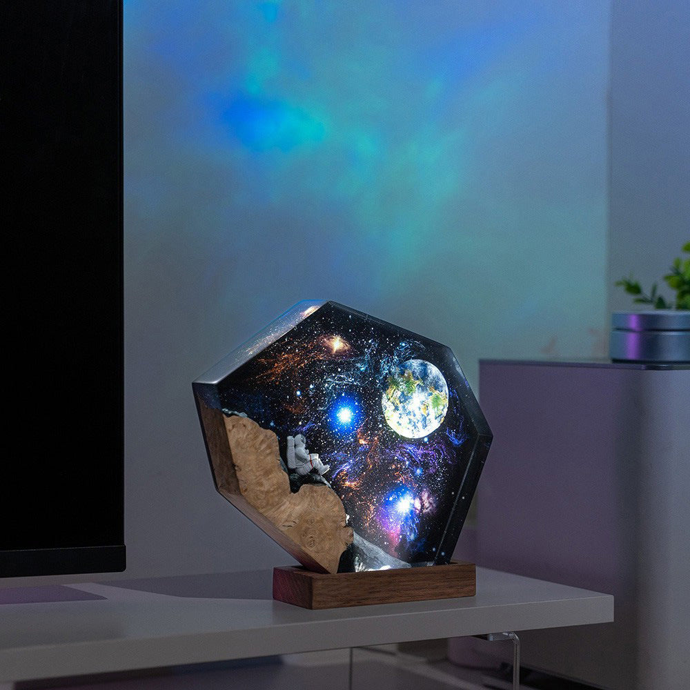 Tiny Worlds Handcrafted Resin Diorama Light🌎