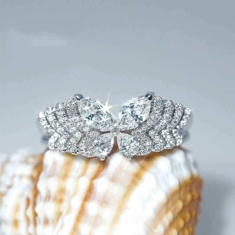 Ethereal Papillon Ring🦋
