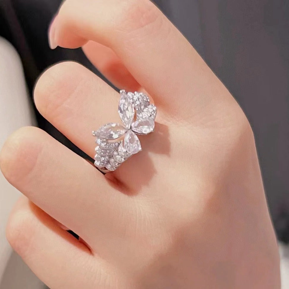 Ethereal Papillon Ring🦋