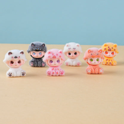 🐱Tiny Paws Flocked Kitty Mini Figurines🔥