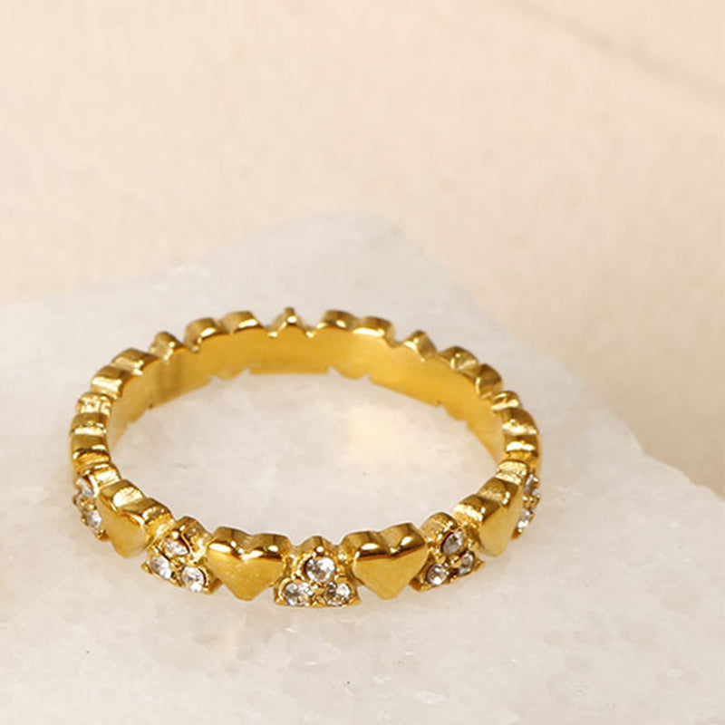 💍Women's Elegant Heart Eternity Ring – Micro-Paved Zircons, Stainless Steel, Stackable ✨