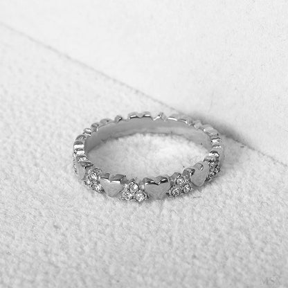 💍Women's Elegant Heart Eternity Ring – Micro-Paved Zircons, Stainless Steel, Stackable ✨